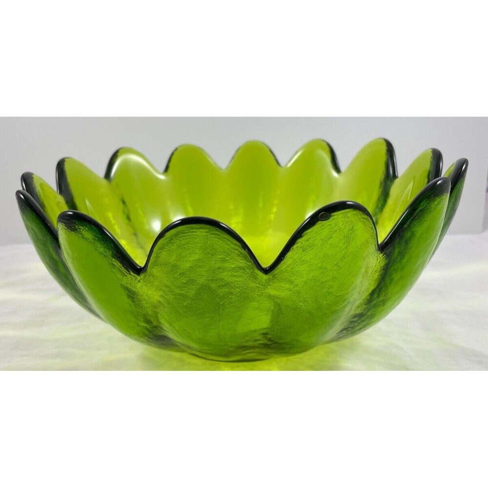 Blenko Green Glass Lotus Bowl 14 Petal Salad Serving 10.5" Vintage MCM Scallop